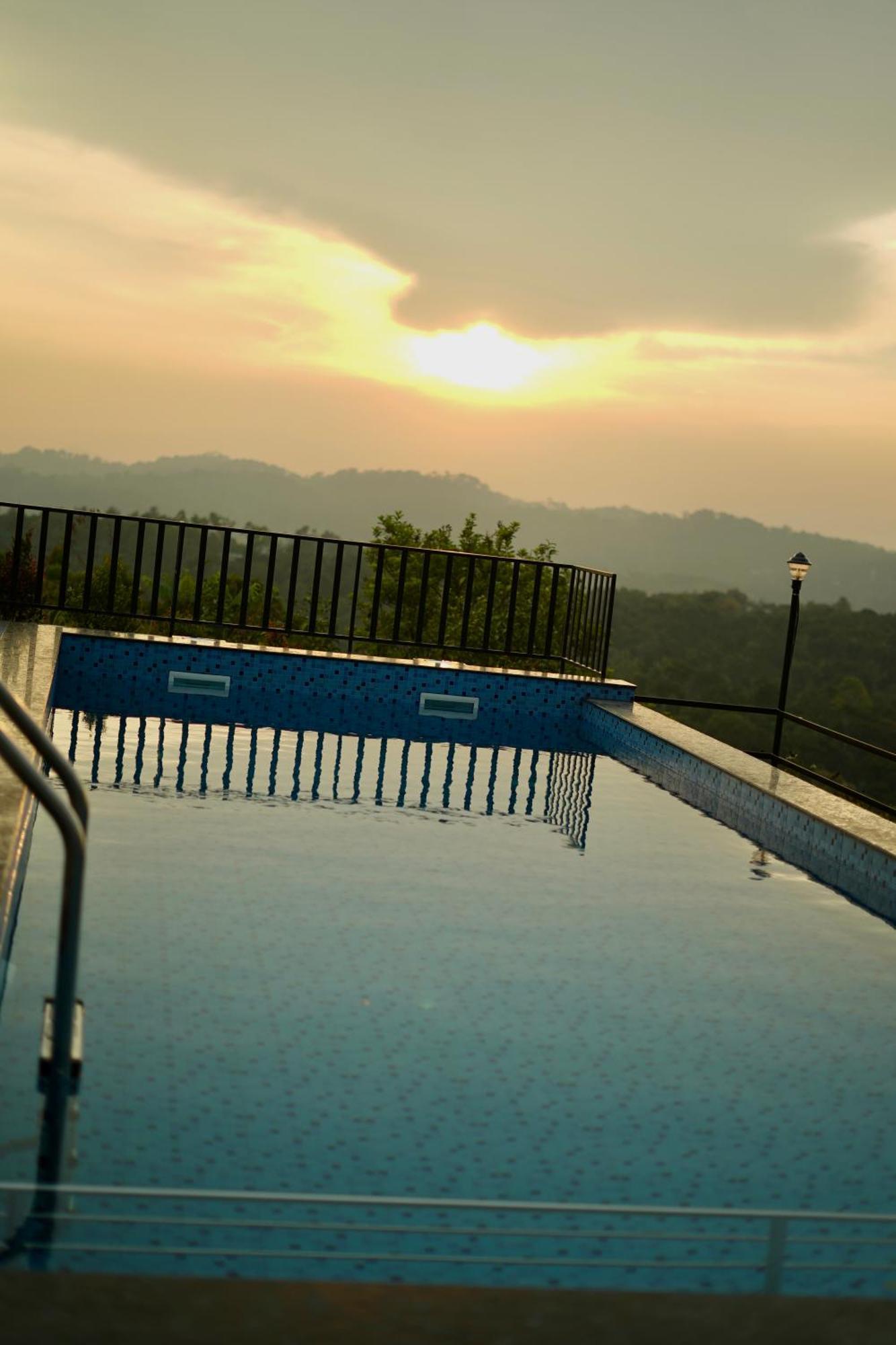 Paadi Holidays Ramakkalmedu Idukki Exterior photo